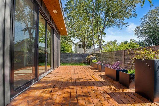 1912 Romeria DR B, Austin, TX 78757