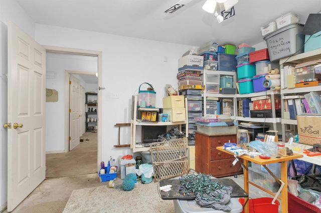 10408 Glennswood Drive, Navasota, TX 77868