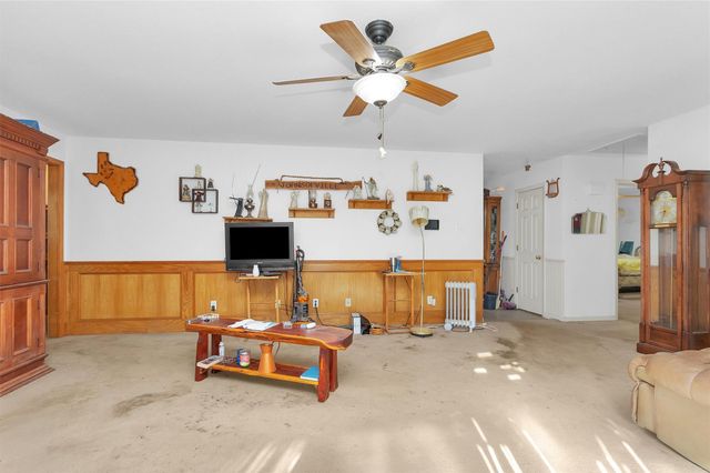 10408 Glennswood Drive, Navasota, TX 77868