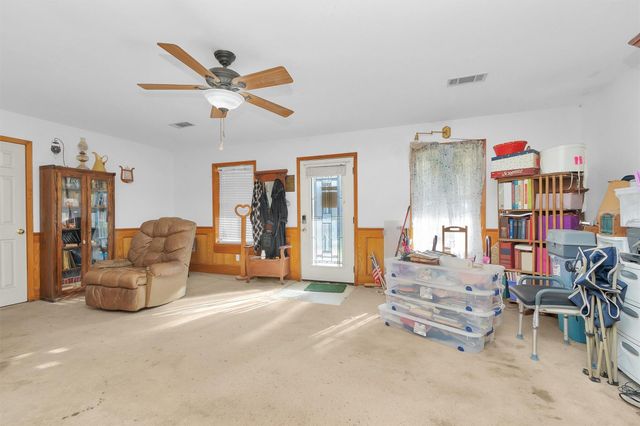 10408 Glennswood Drive, Navasota, TX 77868
