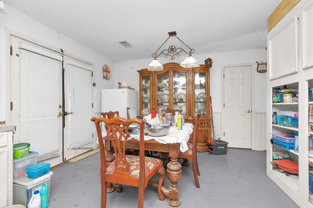 10408 Glennswood Drive, Navasota, TX 77868