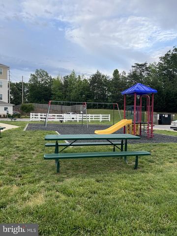 23520 FDR BLVD #404, California, MD 20619