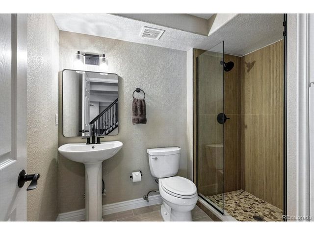 595 Leicester Ln, Castle Pines, CO 80108