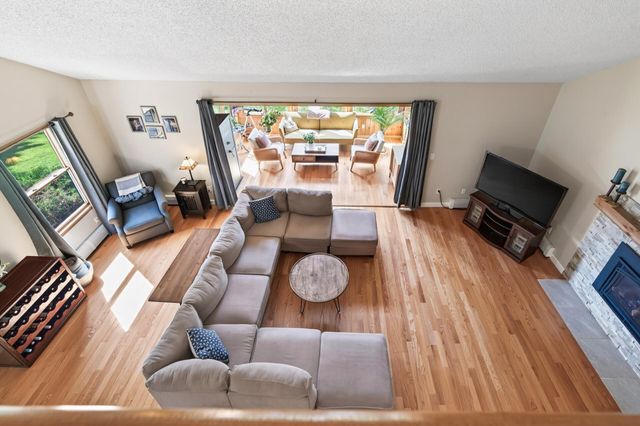 3019 Bluffs Lane, Mound, MN 55364