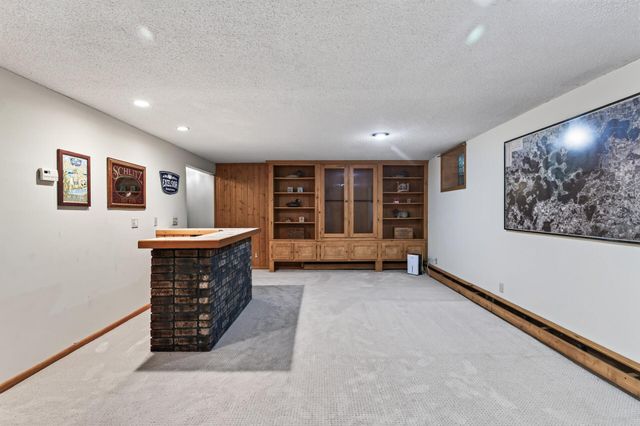 3019 Bluffs Lane, Mound, MN 55364