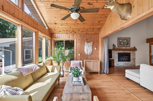 3019 Bluffs Lane, Mound, MN 55364