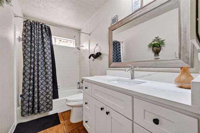 13307 Rain Lily Lane, Houston, TX 77083