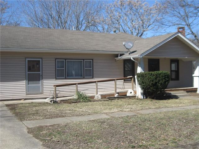 304 Cedar Street, Lane, KS 66042