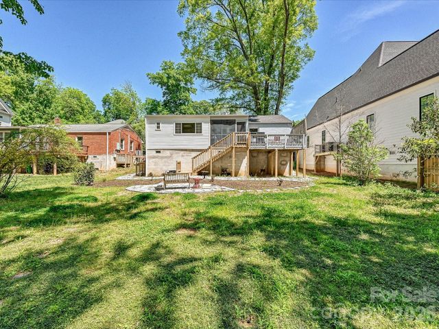 3016 Hanson Drive, Charlotte, NC 28207