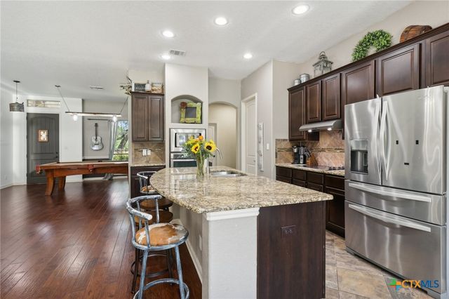 2624 Wild Cat Roost, New Braunfels, TX 78132