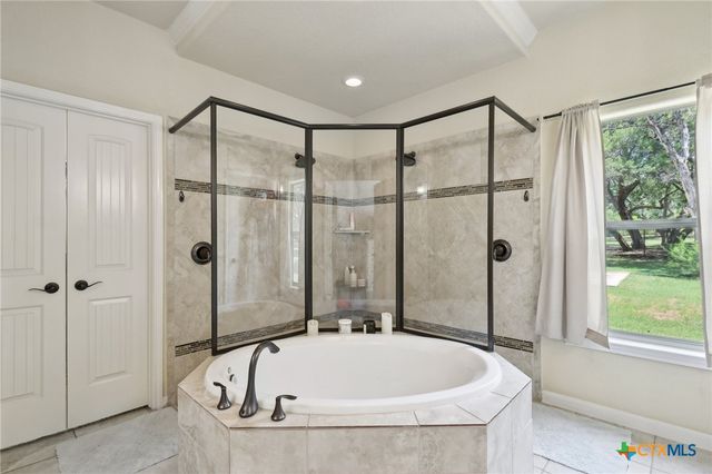 2624 Wild Cat Roost, New Braunfels, TX 78132