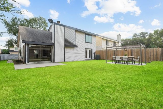 13614 SE Sunswept Way, Houston, TX 77082