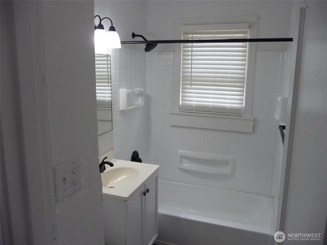 29 Nevada, Tacoma, WA 98409