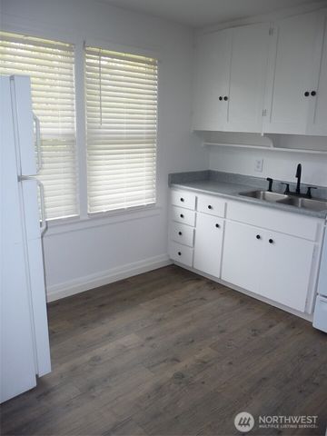 29 Nevada, Tacoma, WA 98409