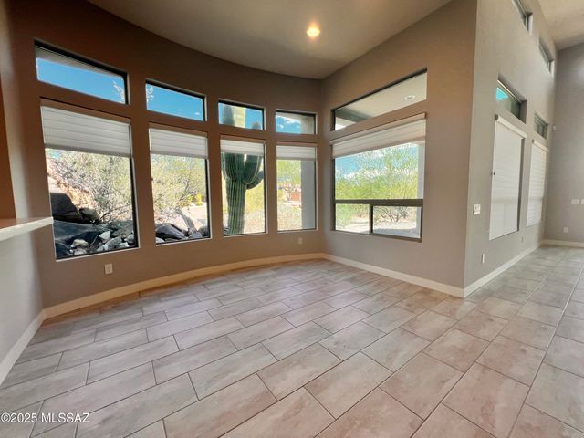 14205 N Stone View Place, Tucson, AZ 85755