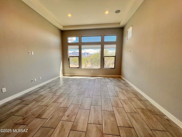 14205 N Stone View Place, Tucson, AZ 85755