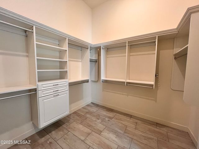 14205 N Stone View Place, Tucson, AZ 85755