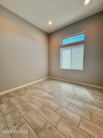 14205 N Stone View Place, Tucson, AZ 85755
