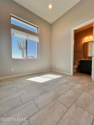 14205 N Stone View Place, Tucson, AZ 85755
