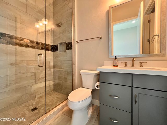 14205 N Stone View Place, Tucson, AZ 85755