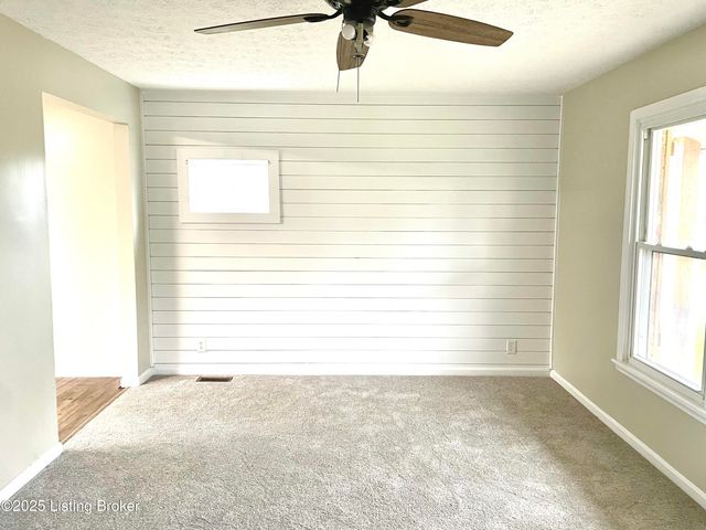 63 Clear Creek Rd, Eminence, KY 40019