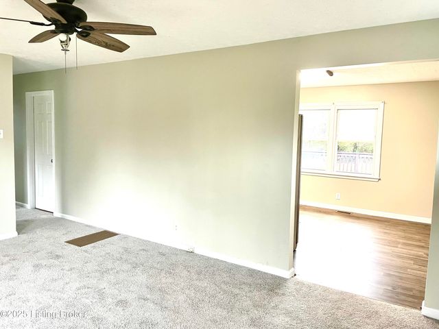 63 Clear Creek Rd, Eminence, KY 40019