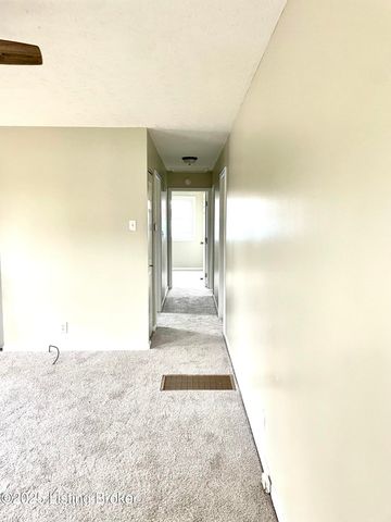 63 Clear Creek Rd, Eminence, KY 40019