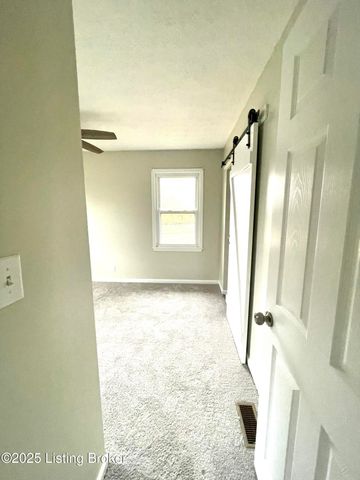 63 Clear Creek Rd, Eminence, KY 40019