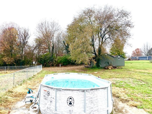 63 Clear Creek Rd, Eminence, KY 40019