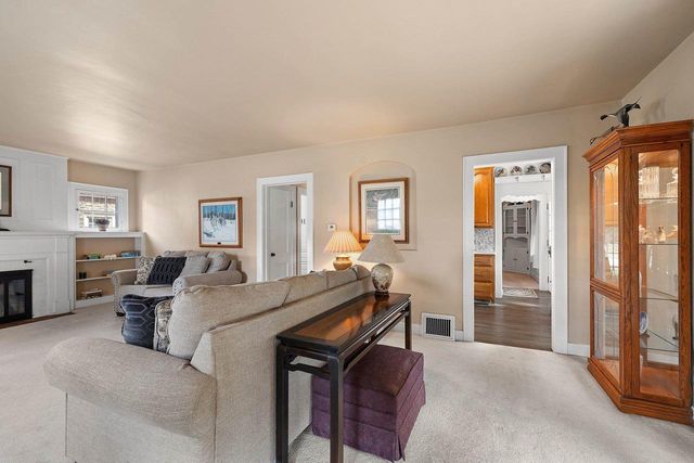 1149 12TH AVENUE, Green Bay, WI 54304