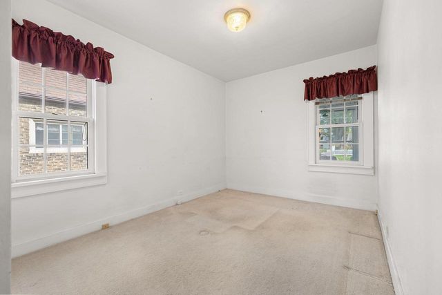 1149 12TH AVENUE, Green Bay, WI 54304