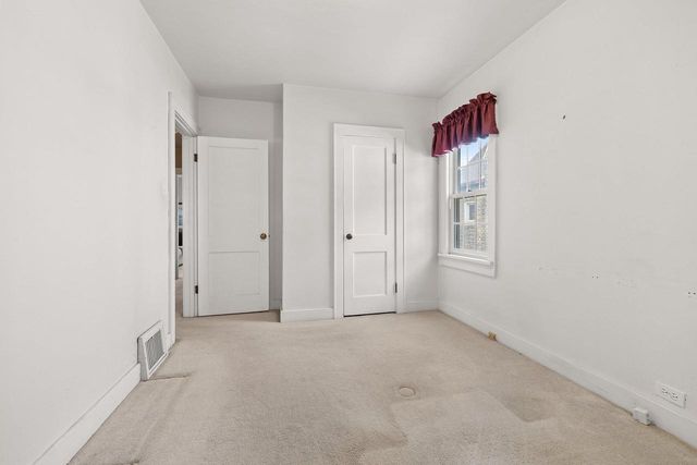 1149 12TH AVENUE, Green Bay, WI 54304