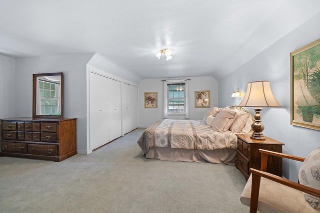 1149 12TH AVENUE, Green Bay, WI 54304