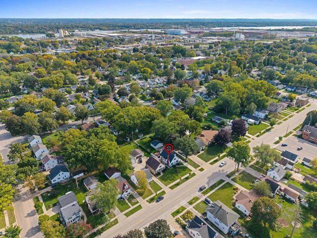 1149 12TH AVENUE, Green Bay, WI 54304