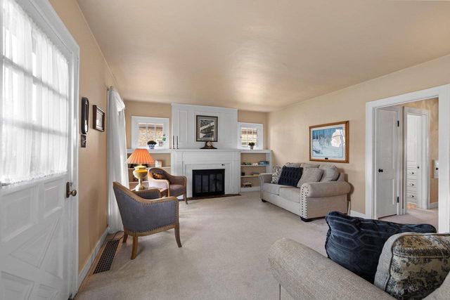 1149 12TH AVENUE, Green Bay, WI 54304