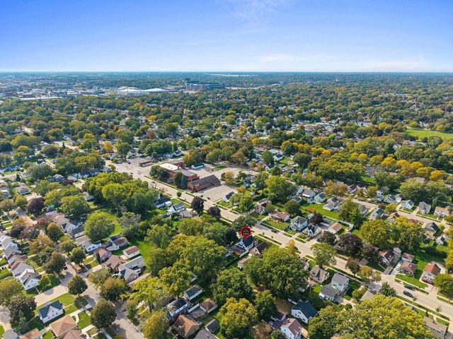 1149 12TH AVENUE, Green Bay, WI 54304