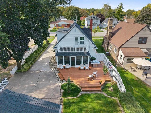 1149 12TH AVENUE, Green Bay, WI 54304