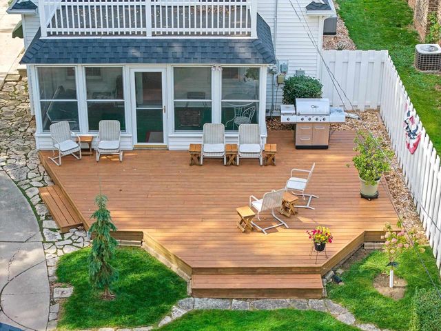 1149 12TH AVENUE, Green Bay, WI 54304