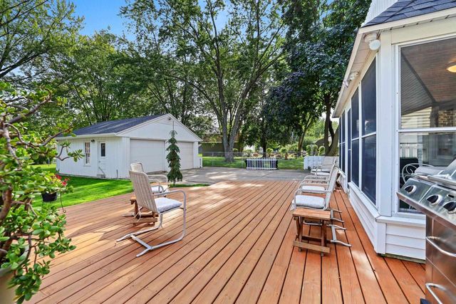 1149 12TH AVENUE, Green Bay, WI 54304