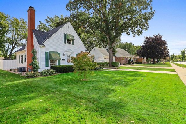 1149 12TH AVENUE, Green Bay, WI 54304