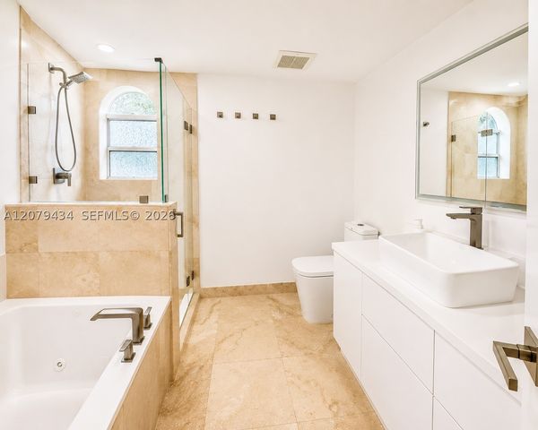 101 Sidonia Ave 205, Coral Gables, FL 33134
