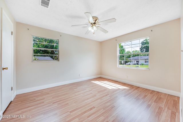 424 NEPTUNE Road, Orange Park, FL 32073