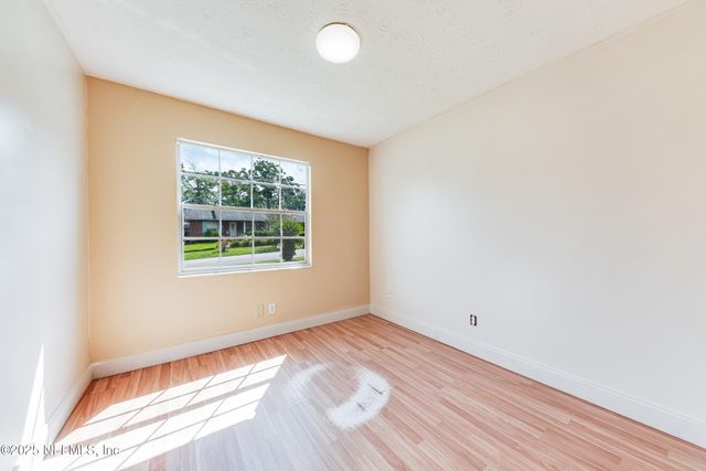 424 NEPTUNE Road, Orange Park, FL 32073