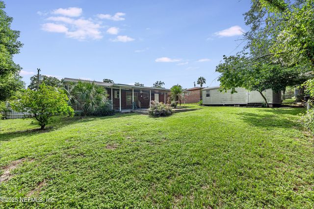 424 NEPTUNE Road, Orange Park, FL 32073