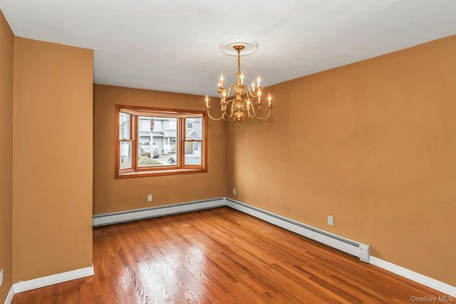 26 Bayview Avenue, Massapequa, NY 11758