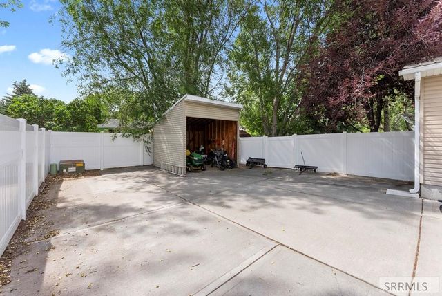 722 Marjorie Avenue, Ammon, ID 83401