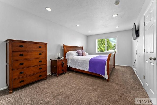 722 Marjorie Avenue, Ammon, ID 83401