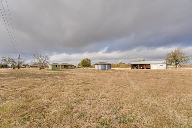 4678 County Road 103, Kaufman, TX 75142