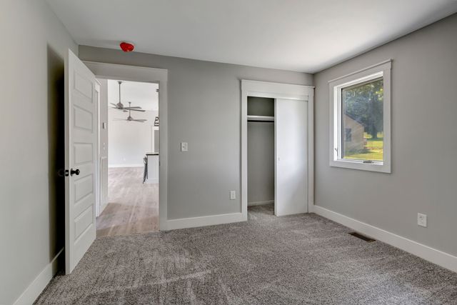 120 E Boiling Springs Rd, Portland, TN 37148