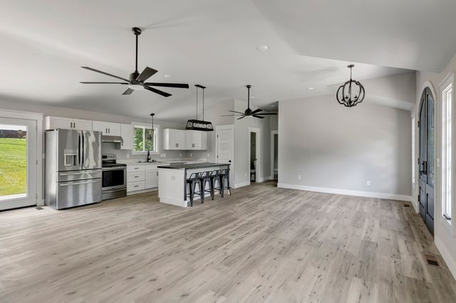 120 E Boiling Springs Rd, Portland, TN 37148